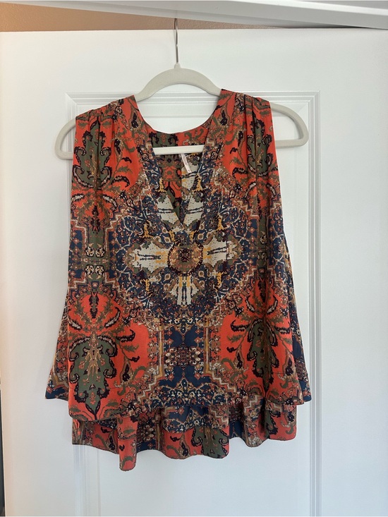 Free People Tops - XS Free People Boho V-Neck Sleeveless Top in Rust Multi